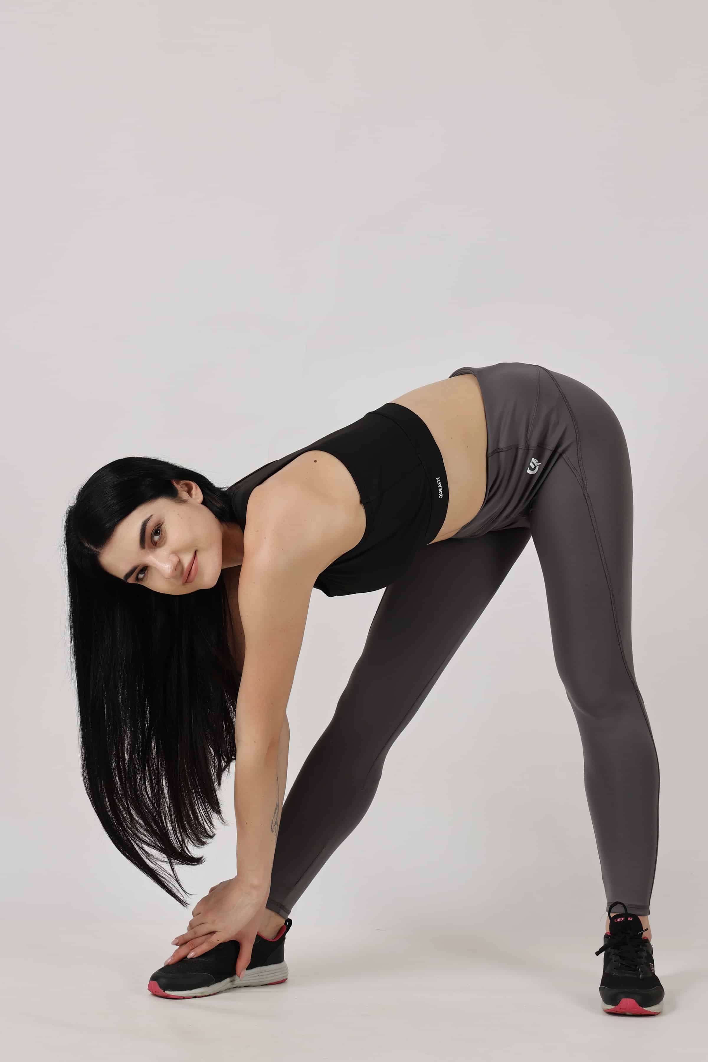 Mid Gray Highly Stretchable Leggings | Tights